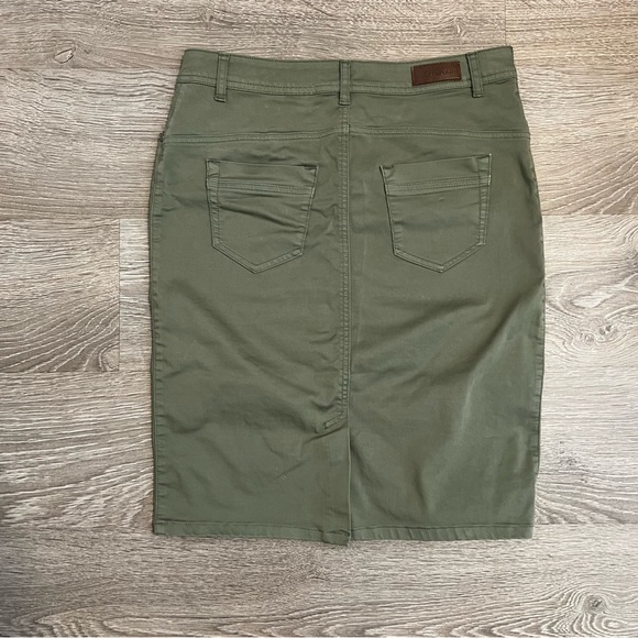 LIKE NEW! Olsen Stretch Skirt with Back Slit - Gray Sage Color - Picture 4 of 11